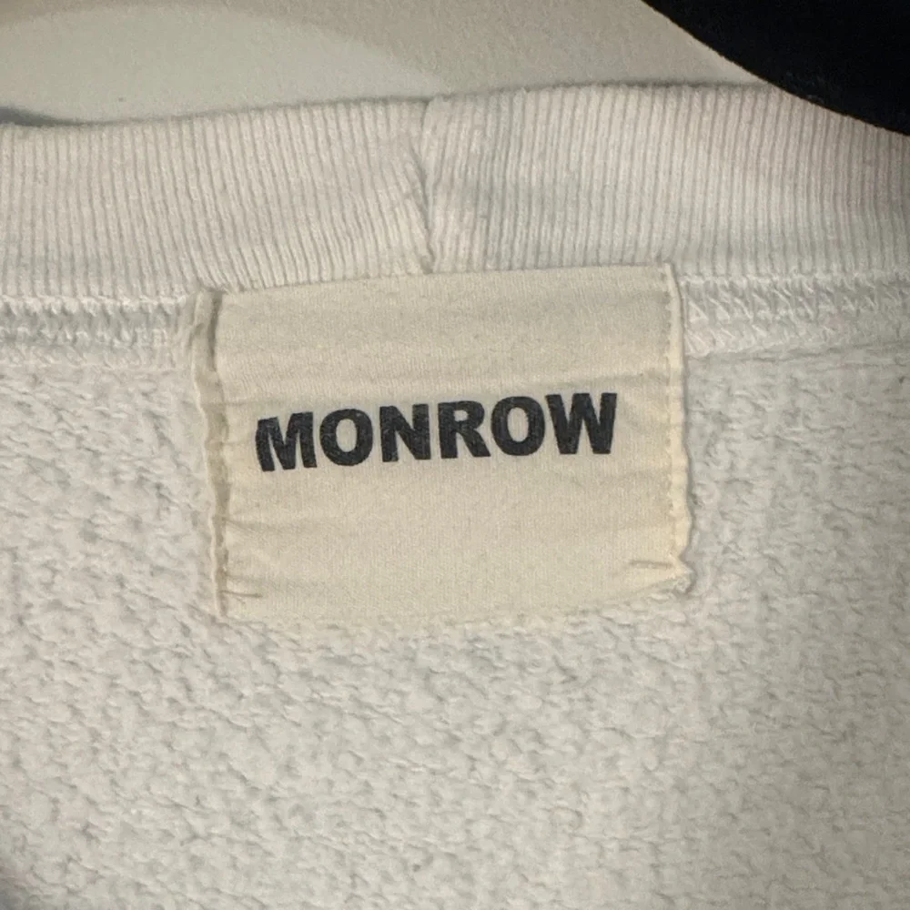 Monrow White Sweatshirt with Black Star Sleeve Detail - Picture 2 of 4
